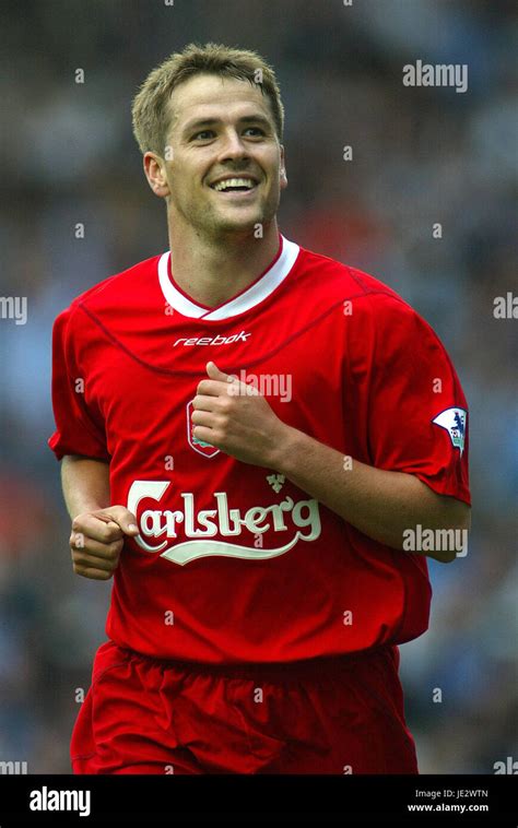 MICHAEL OWEN LIVERPOOL FC MAIN ROAD MANCHESTER 28 September 2002 Stock ...