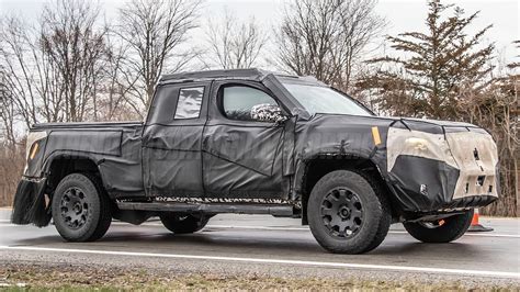 More Rugged-Appearing Next-Gen Toyota Tacoma Prototype Likely the New ...