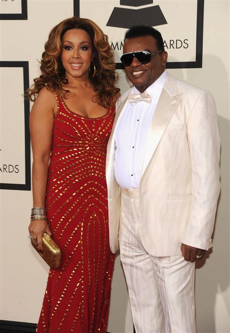 Who is Ron Isley's wife Kandy? | The US Sun