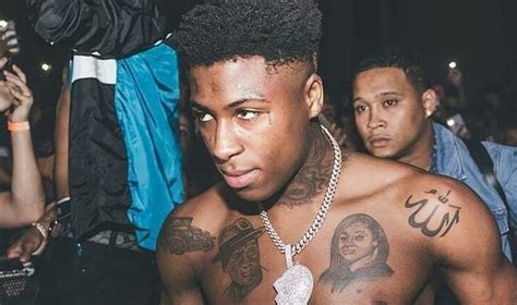 NBA YoungBoy Giving Baby Joe A Leg Tattoo Video Went Viral - Urban Islandz