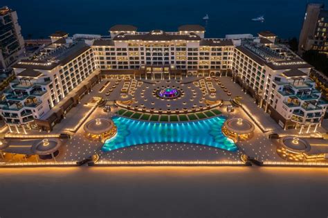 Taj Hotels CEO on the Sweeping Strategy Behind Delivering Best-Ever ...