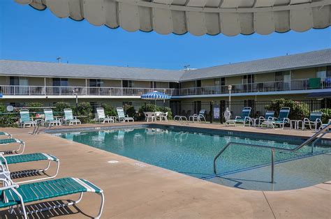 FRIENDSHIP OCEANFRONT SUITES - Updated 2022 Prices (Old Orchard Beach ...