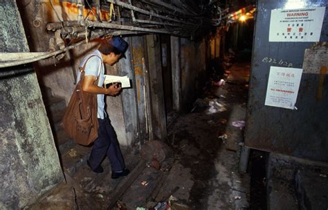 A renegade photographer got inside this lawless Hong Kong community ...