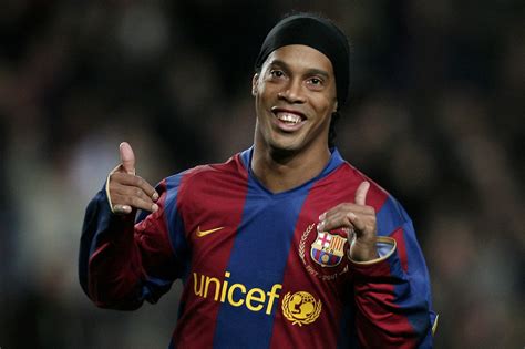 Galeria Piłkarskich Gwiazd #2: Ronaldinho - Lifestyle według mężczyzny