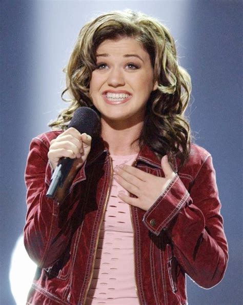 Kelly Clarkson, Her Changes and Transformations Throughout the Years