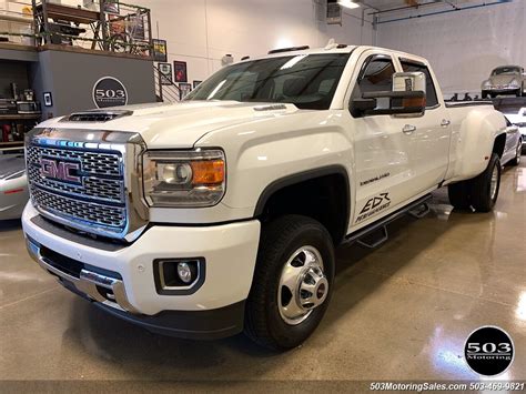 2019 GMC Sierra 3500 Denali Dually DRW