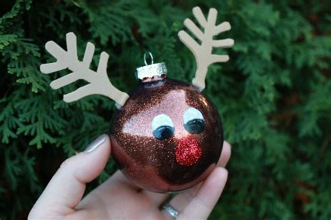 Rudolph Ornament - Day 12 of 12 Days of Christmas Ornaments - Mom 4 Real