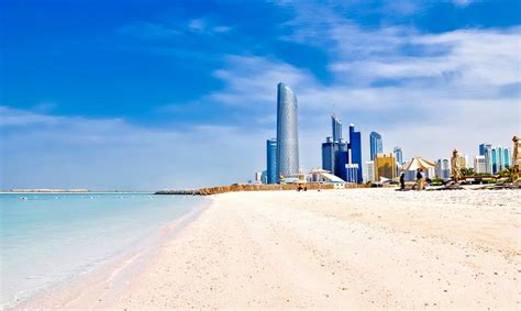 12 Best Beaches in Abu Dhabi | PlanetWare