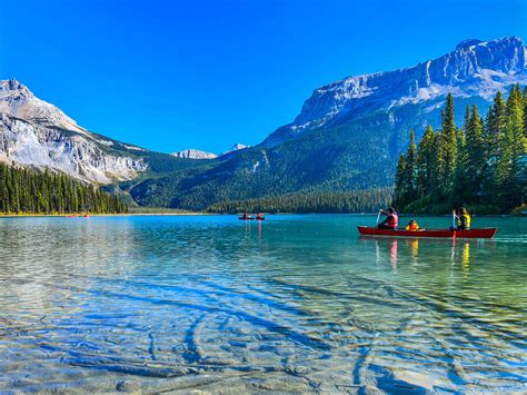 10 unmissable sights on a Western Canada road trip