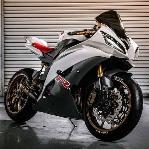 Yamaha R6R | Yamaha, Super bikes, Motorcycle