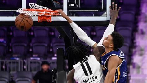 French teen prodigy Victor Wembanyama thrills Paris crowd | NBA.com