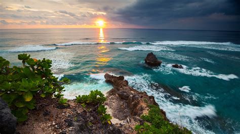 Indonesia, Bali island, tropical nature scenery, sea, waves, sunset ...