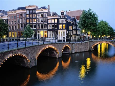 Amsterdam Hotels, Holland - discount hotels - Save money on Hotels in ...