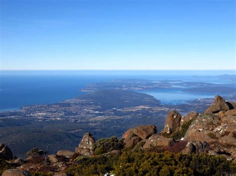 Mt Wellington - Summit Lookouts - Aussie Bushwalking