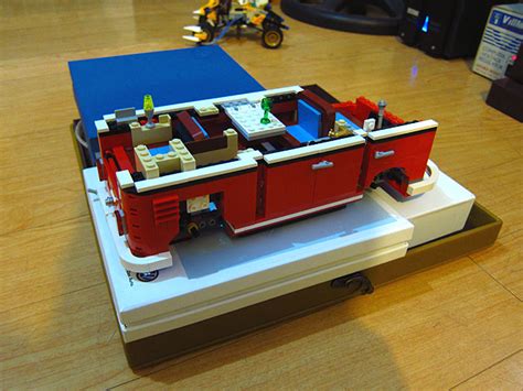 Lego project: Volkswagen Camper (Part 3)