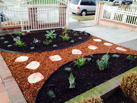 brown mulch landscaping ideas - Latosha Rau