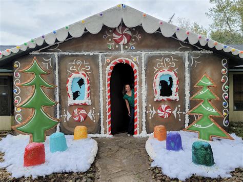 Make Holiday Dreams Come True: Create a Life-Sized Gingerbread House ...