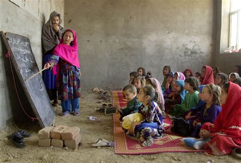 Britain, USAID Provide $105mn For Girls Education in Afghanistan | Wadsam