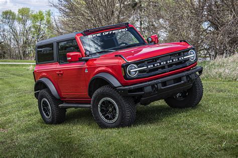 2021 Ford Bronco Looks Great With 1.0” Leveling Kit, 2.0” Lift Kit ...