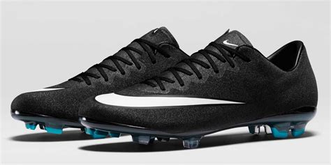 Footy News: NIKE MERCURIAL VAPOR X CR7 14-15 GALA BOOT RELEASED