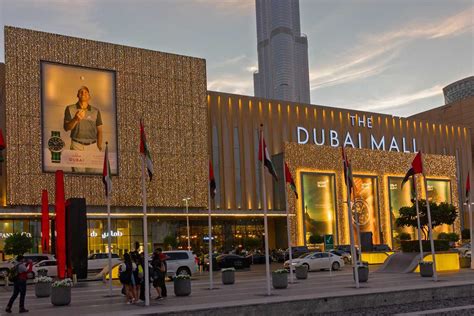 The 6 Best Furniture Stores in Dubai Mall - Expat Assurance