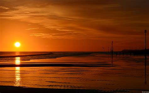 HD wallpaper: Withernsea beach-Windows 10 Desktop Wallpaper, sunset ...