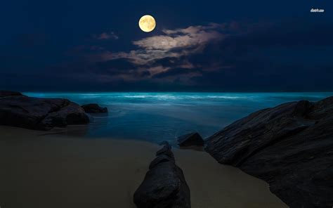 🔥 [40+] Moon Over Ocean Wallpapers | WallpaperSafari