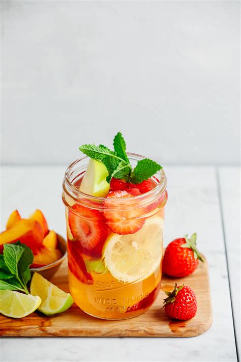 Traditional White Sangria | Minimalist Baker Recipes