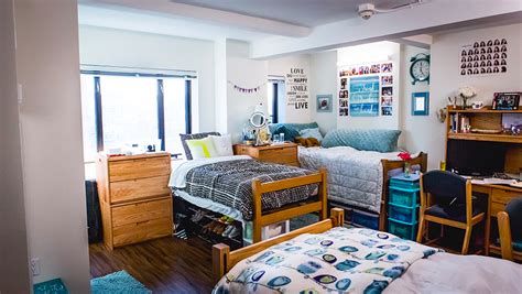 The Pros and Cons of NYU’s Freshman Dorms | Her Campus