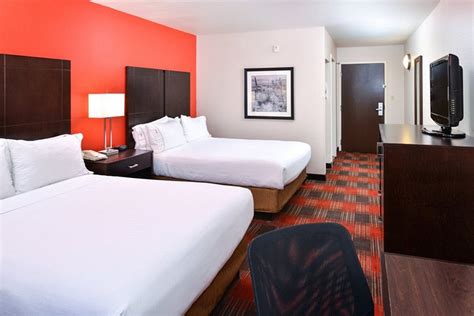 HOLIDAY INN EXPRESS & SUITES KINGMAN, AN IHG HOTEL $119 ($̶1̶3̶5̶ ...