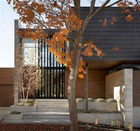 This contemporary river house is the ultimate haven in Wisconsin