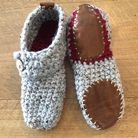 Crocheted Slippers - Free Pattern Review | made by marni