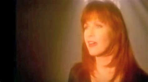 Patty Loveless’ “How Can I Help You Say Goodbye” Promises Hope Through ...