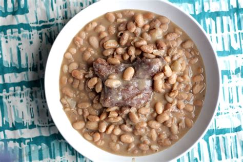 Pinto Beans With Ham Hocks Recipe | The Hungry Hutch