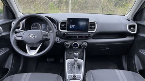 2021 Hyundai Venue Interior Review | Small car big - Autoblog