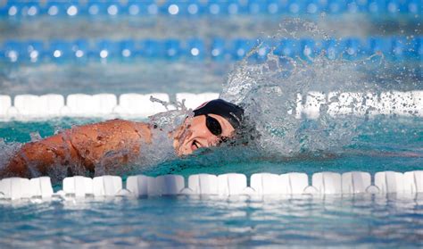 Katie Ledecky enjoyed regular freshman year at Stanford