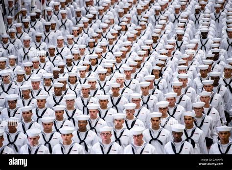 Navy boot camp graduation hi-res stock photography and images - Alamy