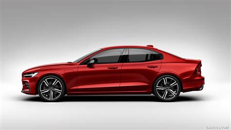 Volvo S60 | 2019MY T8 Plug-in Hybrid R-design | Side