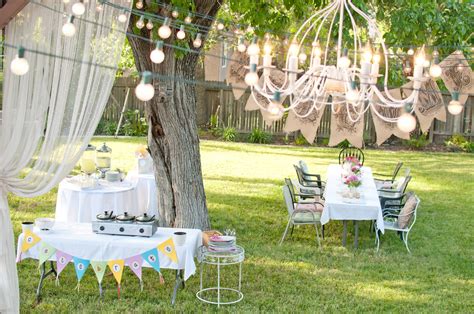 Domestic Fashionista: Summer Backyard Birthday Party