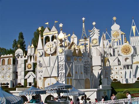 It's A Small World ride breaks down, forces disabled man to listen to ...