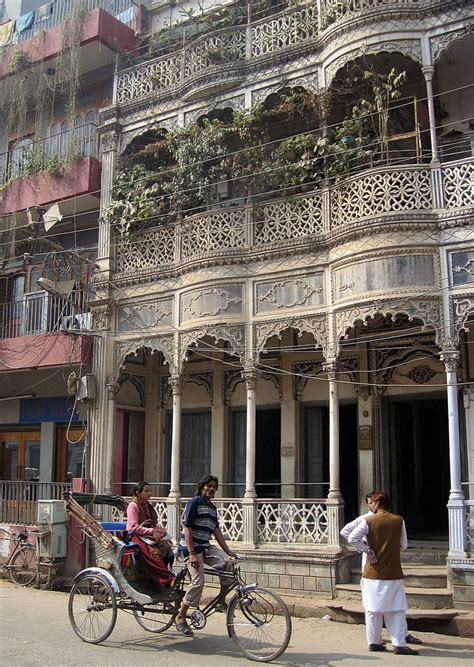 Varanasi - Old City Street & Rickshaw | Varanasi, India architecture ...