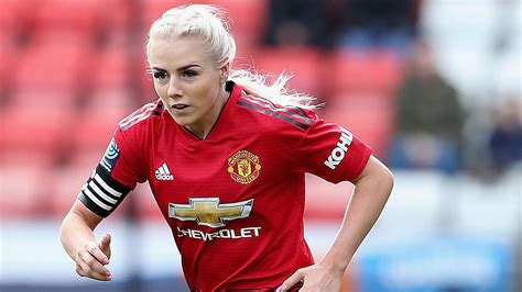 Man Utd Women captain Alex Greenwood in England World Cup squad ...