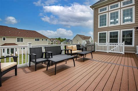 Composite Decking Brands 2022: Guide and Comparisons | Royal Deck