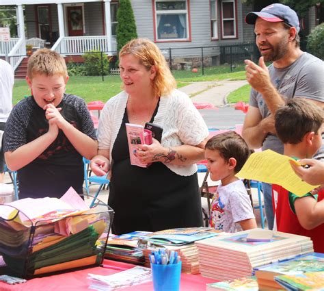 Fulton Schools Celebrate Attendance Awareness – Oswego County Today