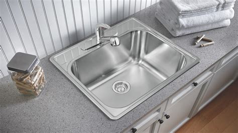 Shop BLANCO ESSENTIAL Kitchen Sinks | BLANCO