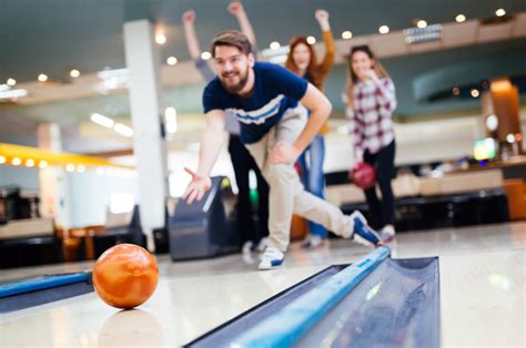 Host Your Corporate Event at Stardust Bowl | Bowling Alley in Addison, IL