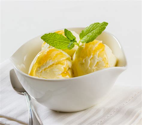 Recipe for Greek Style Honey Ice Cream