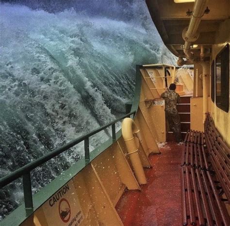 Rogue wave as it hits the boat : r/interestingasfuck