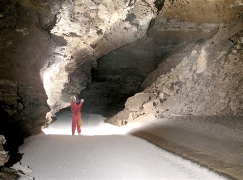 5 New Mexico Caves You've Got To Visit