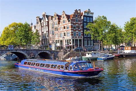 Amsterdam City Canal Cruise Tour - Amsterdam: Triphobo